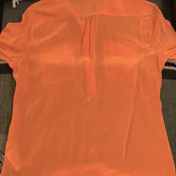 Banana Republic Casual Silk Buttoned Blouse - Picture 5 of 5